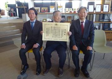 山口電気工事株式会社　会長　山口節夫　殿
